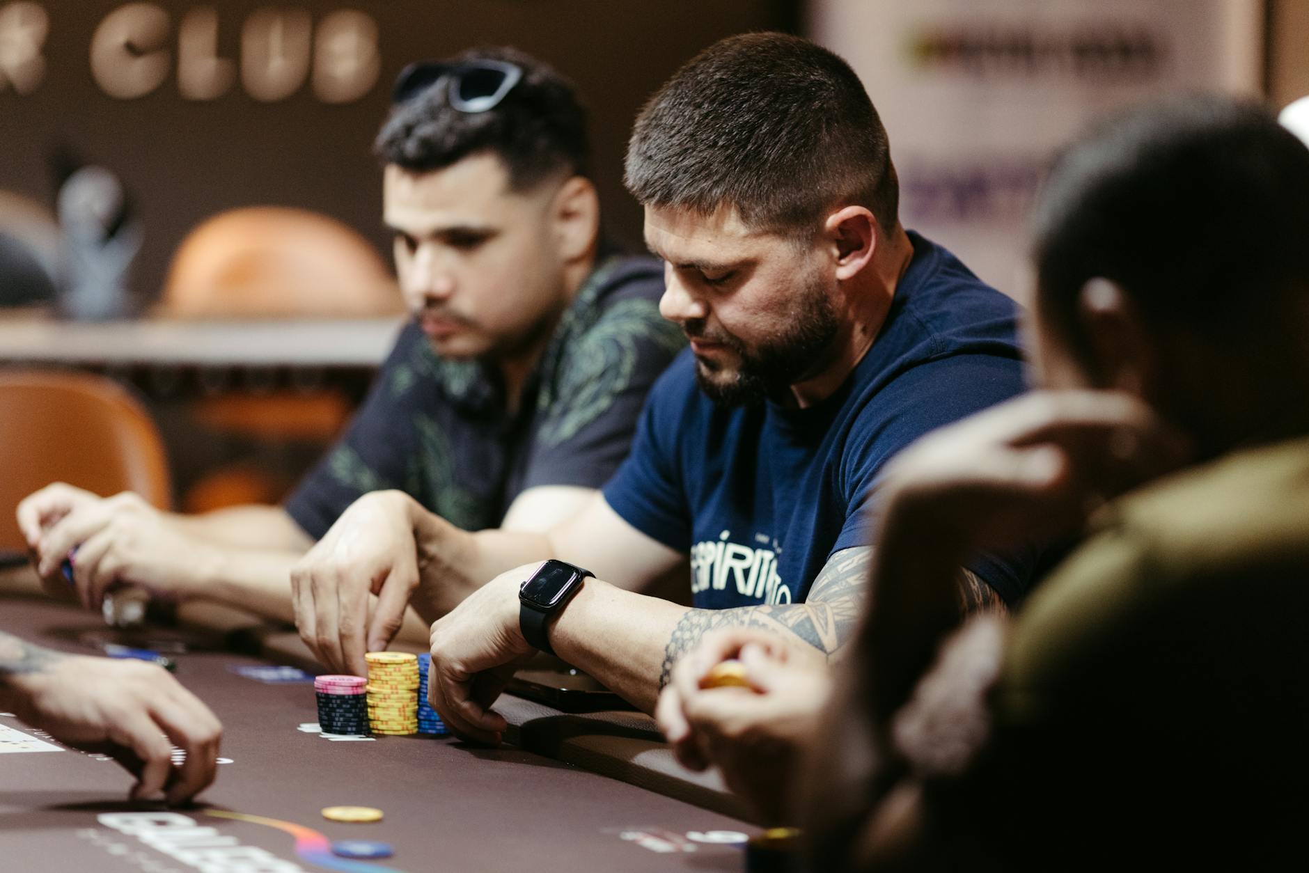 Bộ bài tiến lên miền Nam được sắp xếp rõ các đôi và sảnh